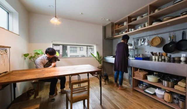 ここが狭小地!?お店もテラスも居心地も、すべてが叶えるには?
