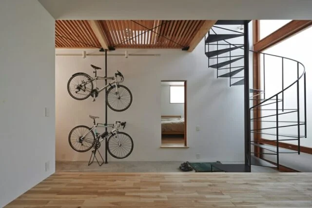 趣味の自転車を大事に、そして難しい採光も実現の技が知りたい!