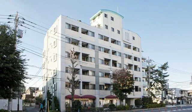 選ばれる物件と快適な自邸を!オーナー邸付き賃貸マンション