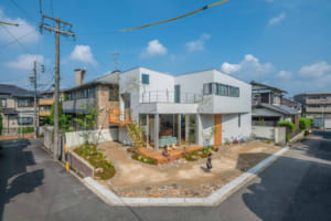 内と外が緩やかにつながった、「空間グラデーション」の妙