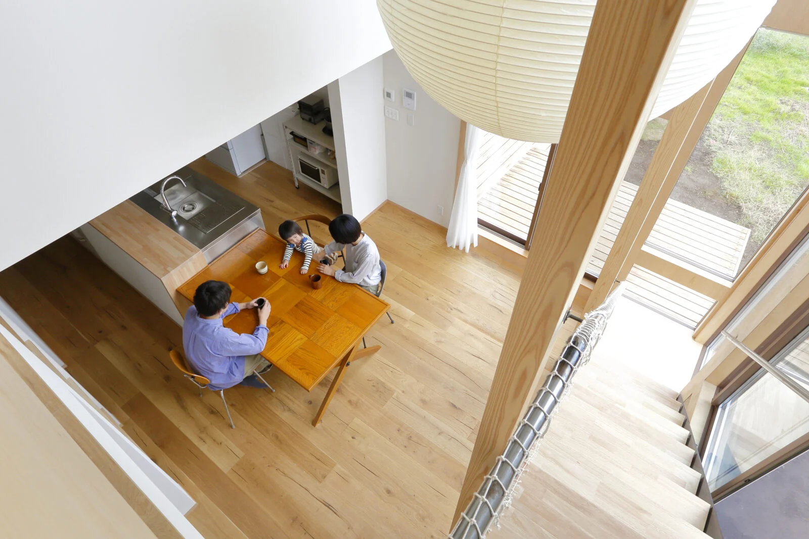 倉庫&大きなワンフロアがイメージ! スキップフロアを活用した「住み手が完成させる住まい」