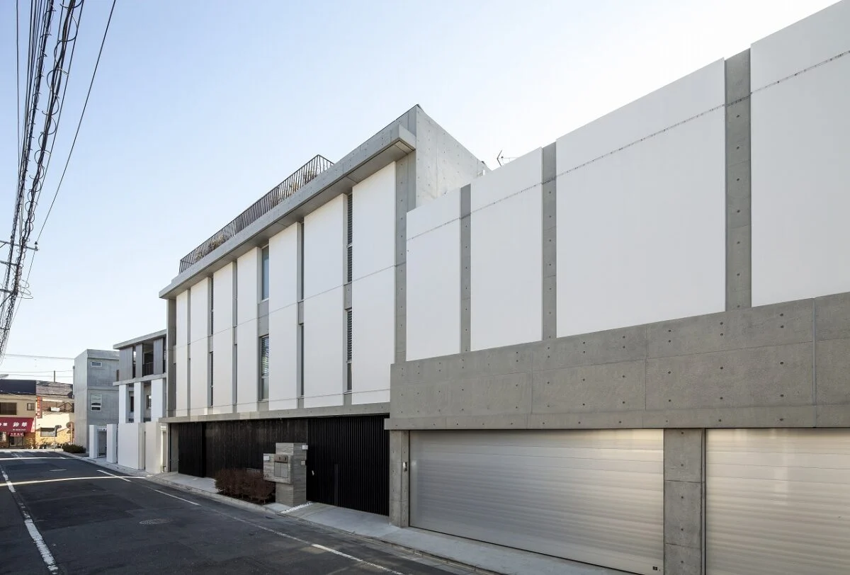 歴史ある建物を残し、庭の景色も楽しむ これからの時を新築戸建と共に