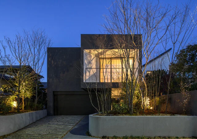 Kn-HOUSE