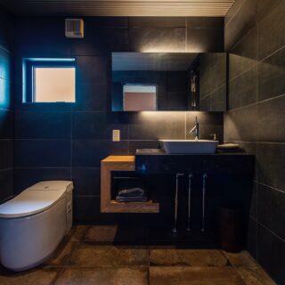 １階トイレは主に来客用。高級感のある仕上がり
