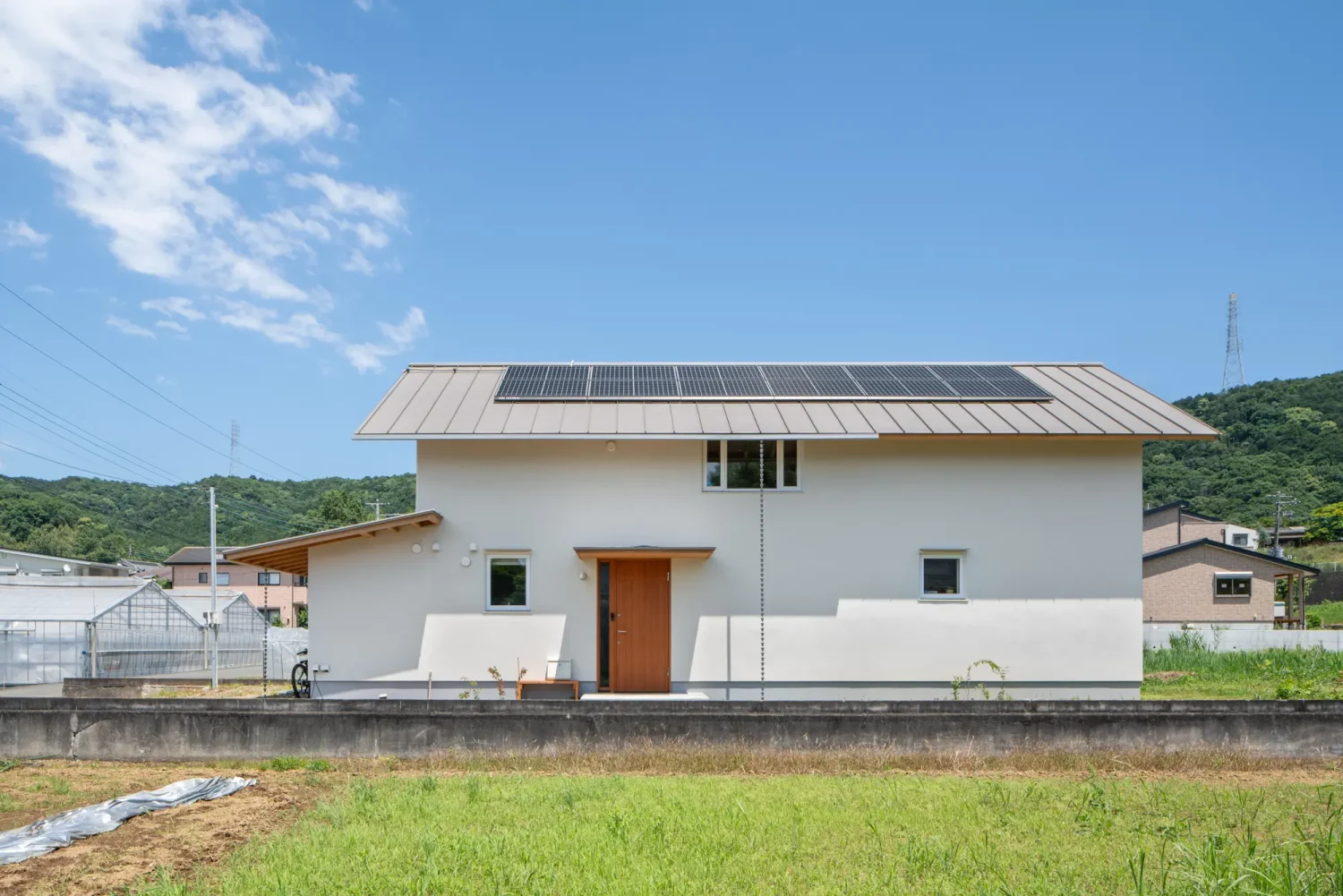 「持続可能な暮らし」を理想とした
「自然と共にある」建築家の自邸