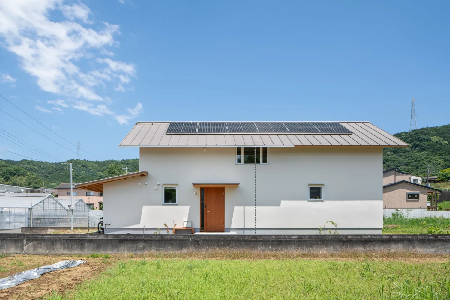 「持続可能な暮らし」を理想とした
「自然と共にある」建築家の自邸