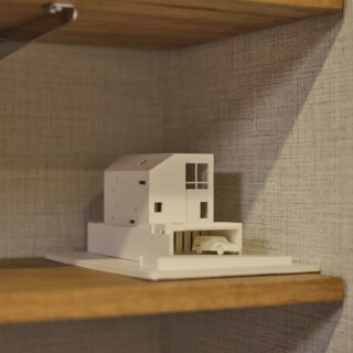 服部さんが空間説明のために作成した立体模型。Wさんは今も大事に書斎のデスクに飾っているという